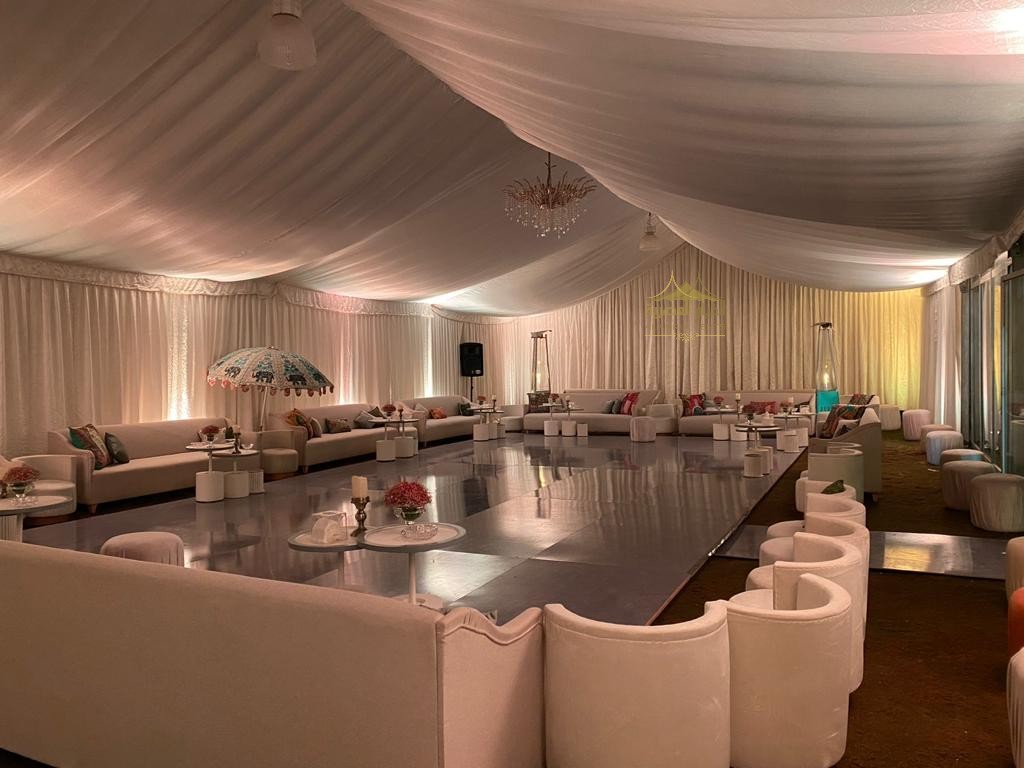 خيمة استقبال اوروبية هرمية VIP